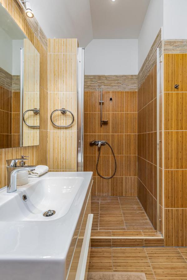 Venus Apartments - Oktogon I Budapest Ngoại thất bức ảnh